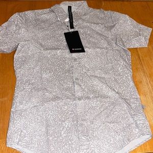 Lululemon Airing Easy Short Sleeve Shirt